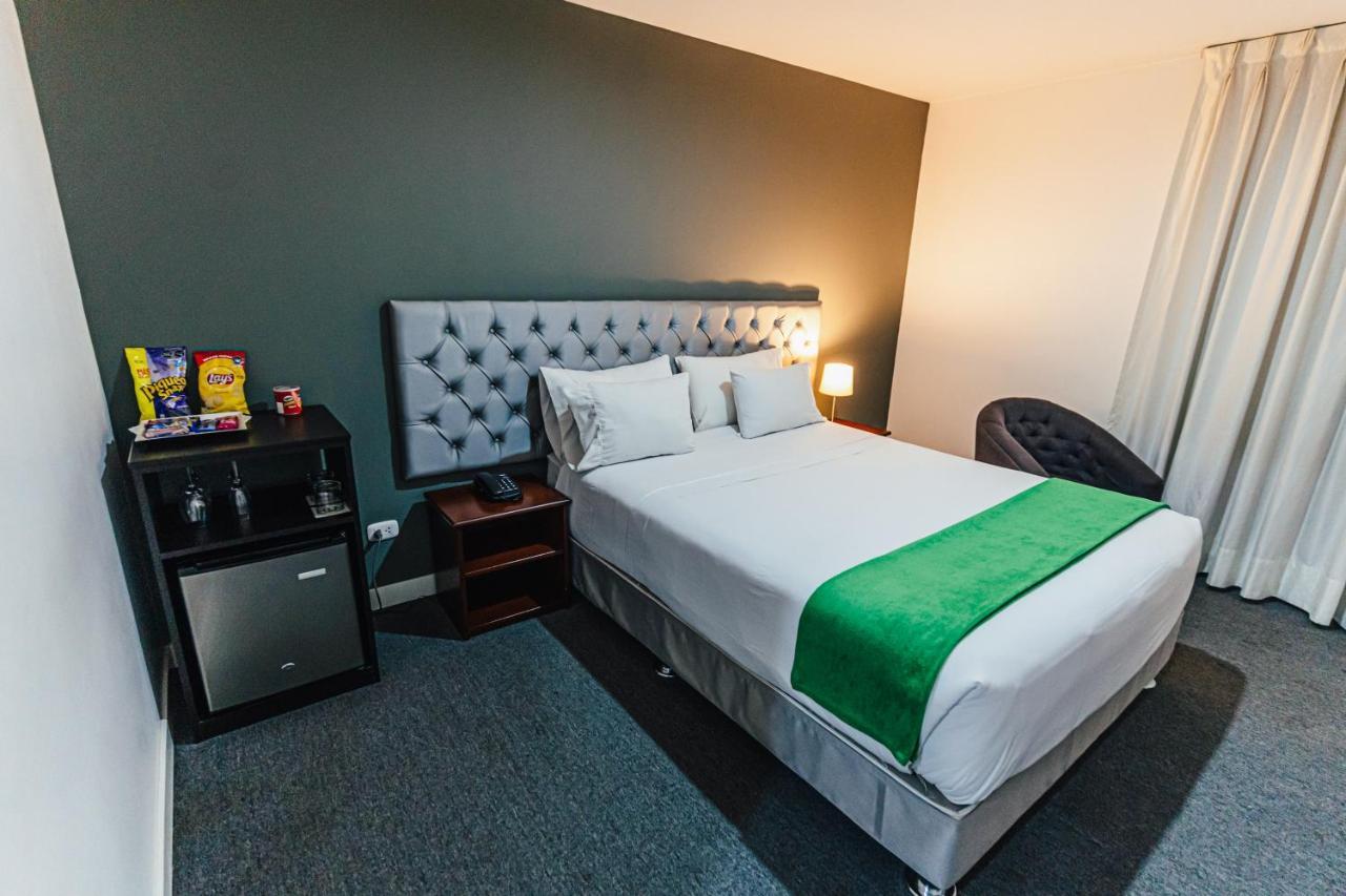 Hotel Hacienda Lima Norte Екстериор снимка