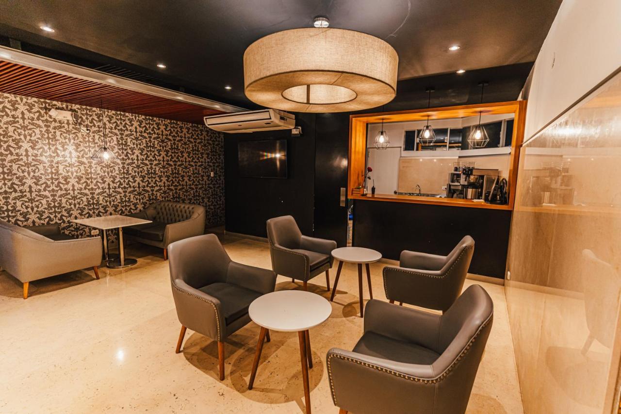 Hotel Hacienda Lima Norte Екстериор снимка